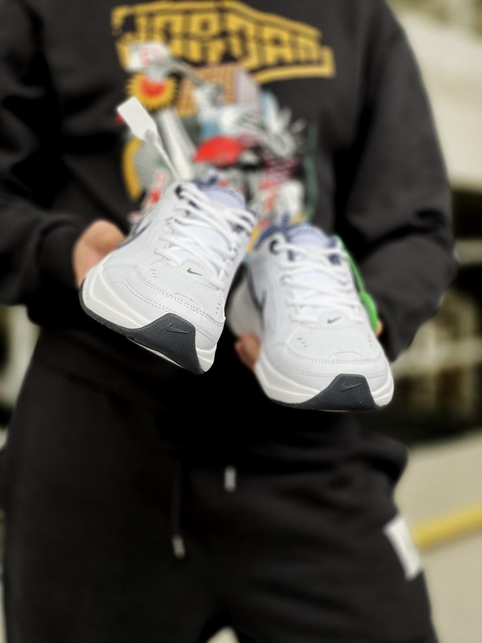 Nike Air Monarch White