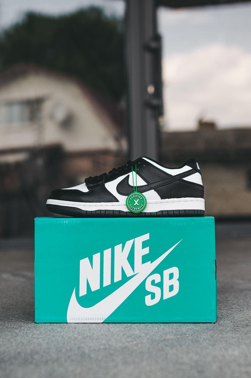 Nike Dunk Low Retro White Black