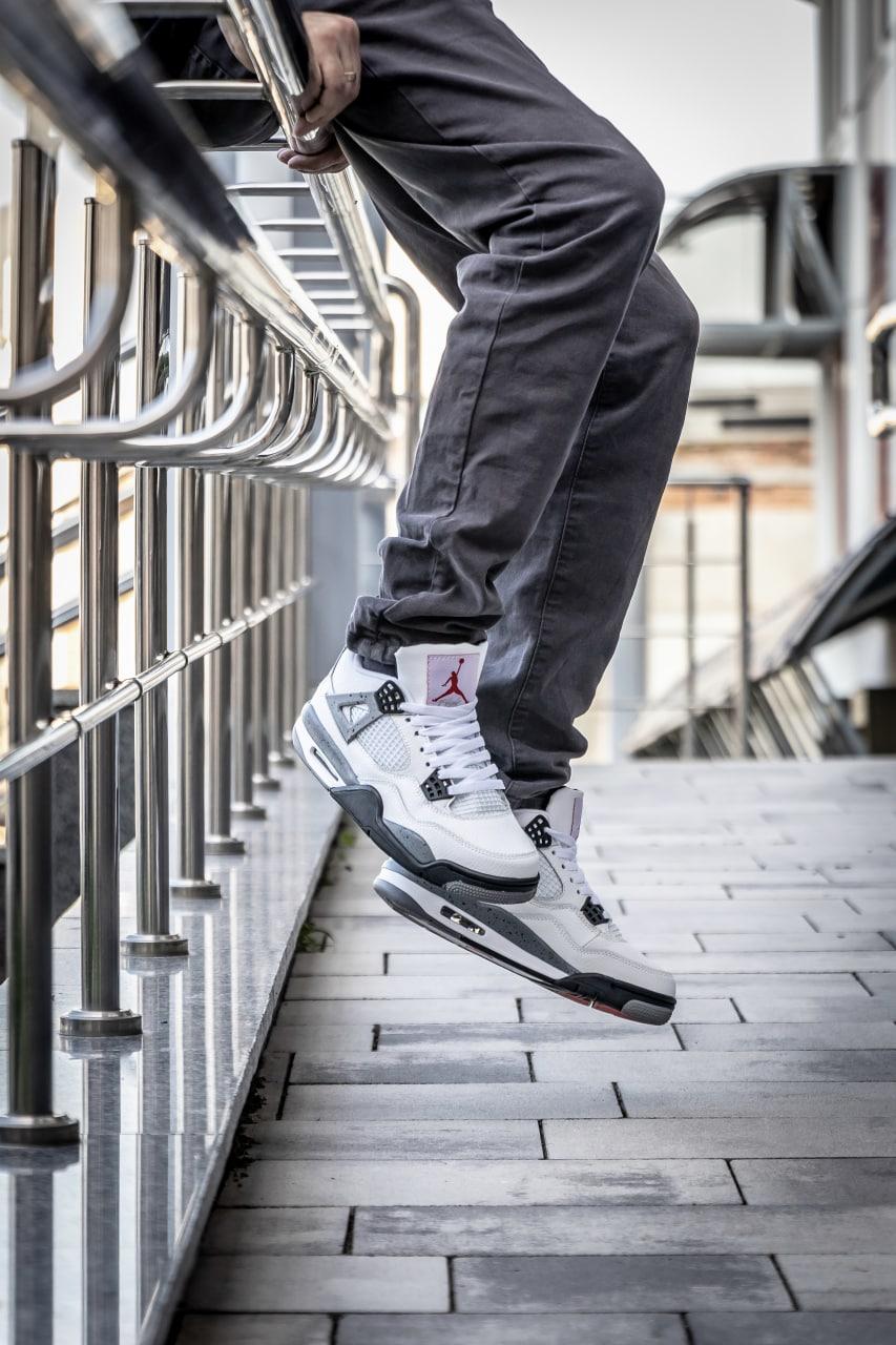 Nike Air Jordan Retro 4 White Cement