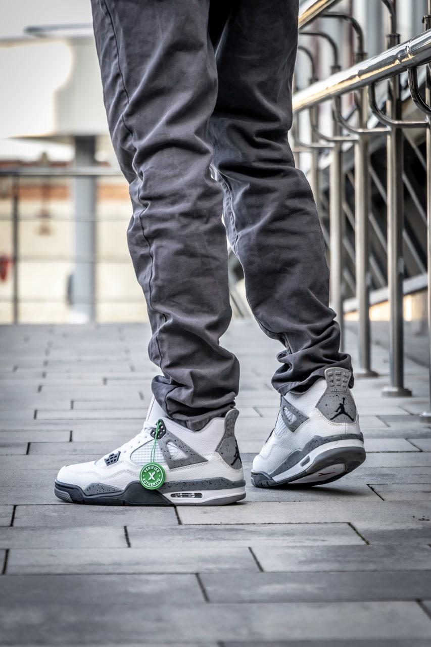 Nike Air Jordan Retro 4 White Cement