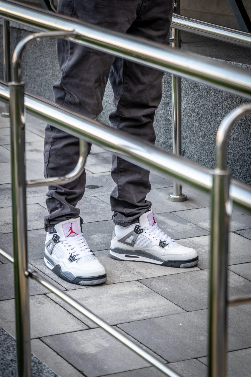 Nike Air Jordan Retro 4 White Cement
