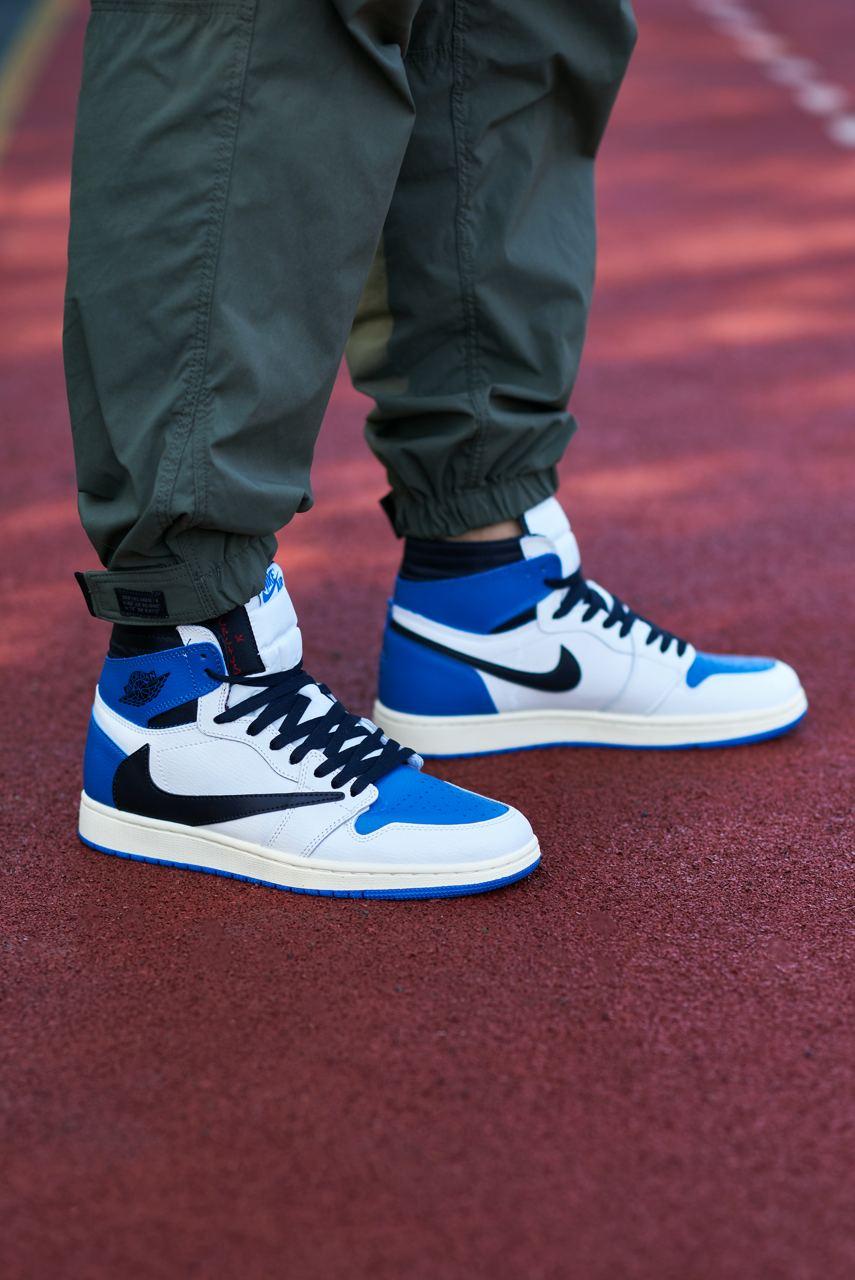 Air Jordan Retro 1 Hihg x Fragment x Trawis Scott